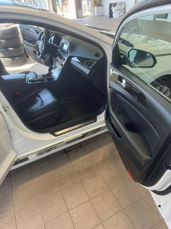 2017 Hyundai Sonata 2.4L Limited in Hawkesbury, Ontario - 25 - w1024h768px