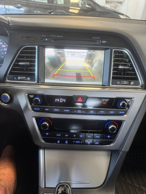 2017 Hyundai Sonata 2.4L Limited in Hawkesbury, Ontario - 36 - w1024h768px