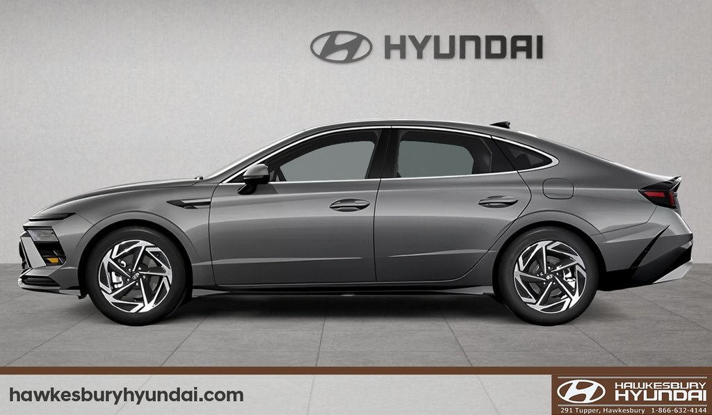 2026 Hyundai Sonata Preferred-Trend in Hawkesbury, Ontario - 2 - w1024h768px