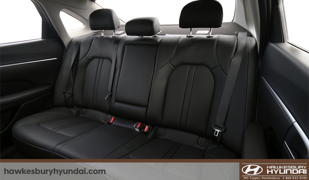 2026 Hyundai Sonata Preferred-Trend in Hawkesbury, Ontario - 4 - w1024h768px
