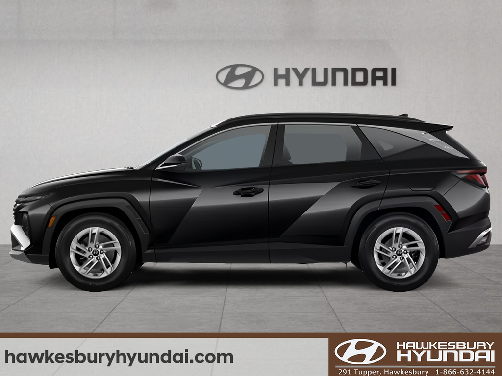 2025 Hyundai Tucson Preferred in Hawkesbury, Ontario - 2 - w1024h768px