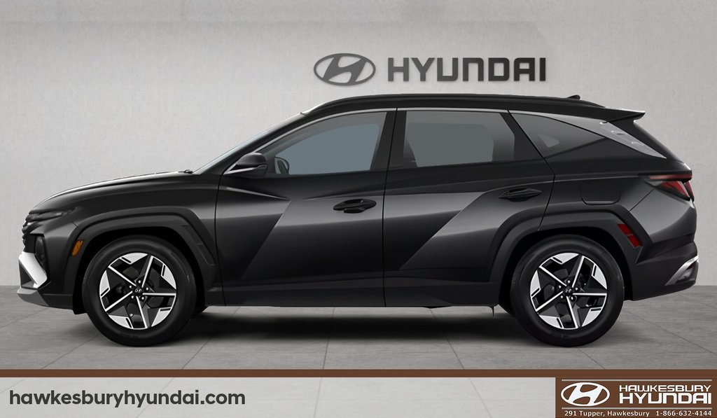 2026 Hyundai Tucson Preferred with Trend Package in Hawkesbury, Ontario - 2 - w1024h768px
