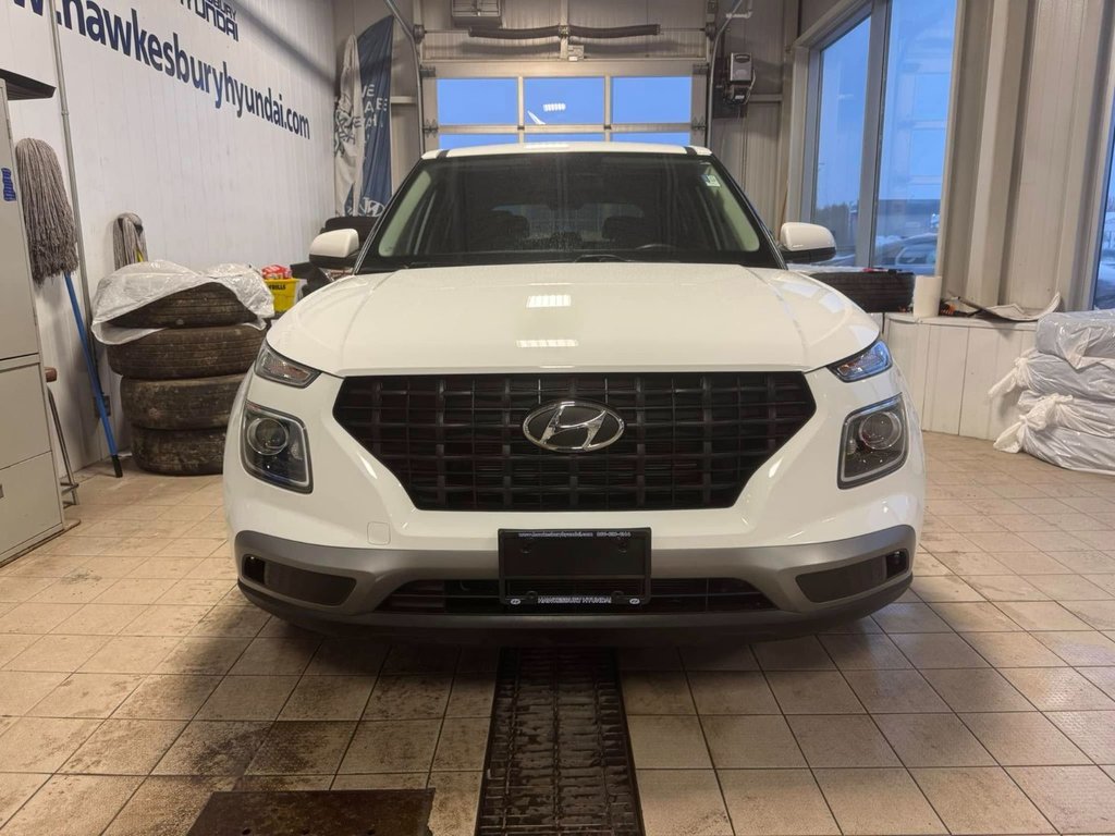 2021 Hyundai Venue Essential in Hawkesbury, Ontario - 8 - w1024h768px