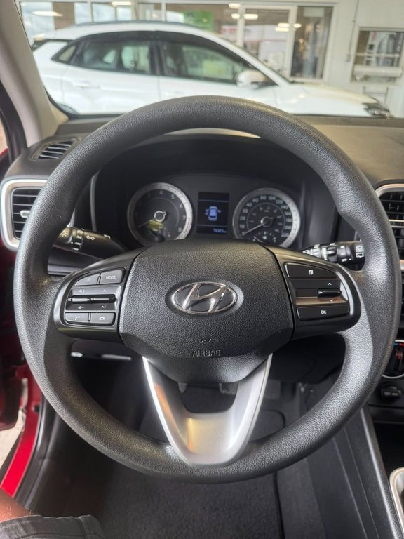 2021 Hyundai Venue Essential in Hawkesbury, Ontario - 24 - w1024h768px