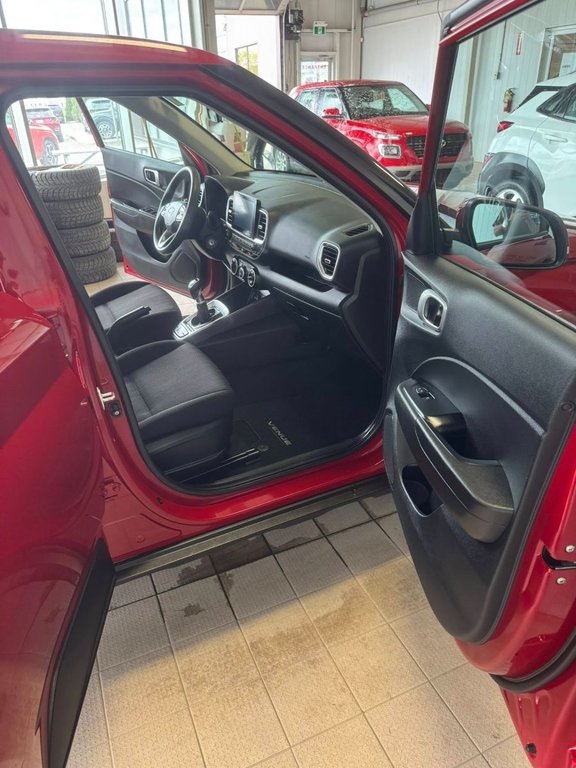 2021 Hyundai Venue Essential in Hawkesbury, Ontario - 15 - w1024h768px