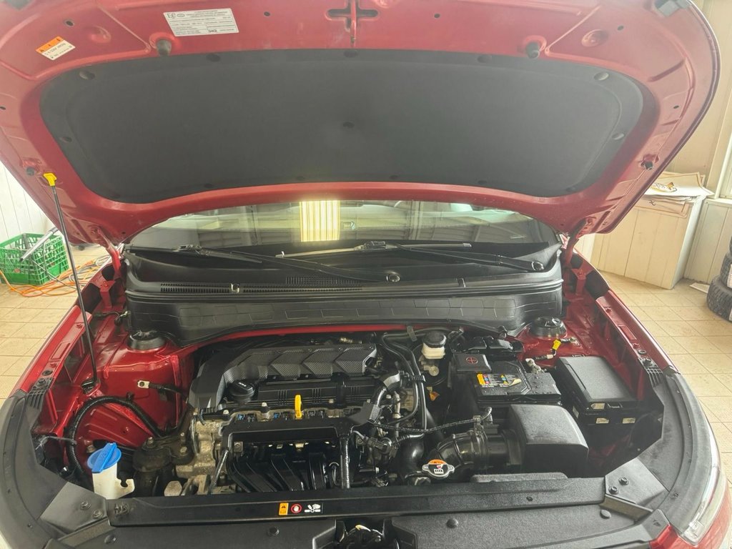 2021 Hyundai Venue Essential in Hawkesbury, Ontario - 12 - w1024h768px