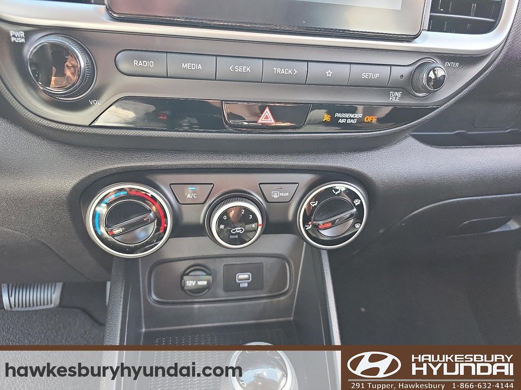 2021 Hyundai Venue Essential in Hawkesbury, Ontario - 22 - w1024h768px