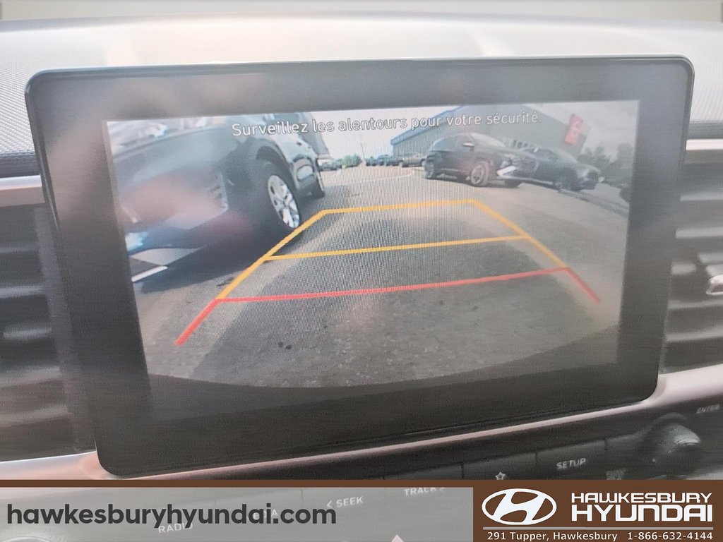 2021 Hyundai Venue Essential in Hawkesbury, Ontario - 16 - w1024h768px