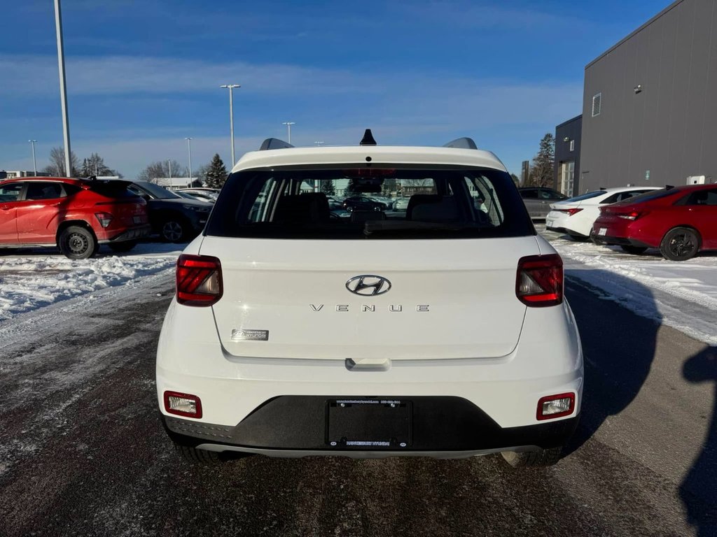 2022 Hyundai Venue Trend in Hawkesbury, Ontario - 10 - w1024h768px