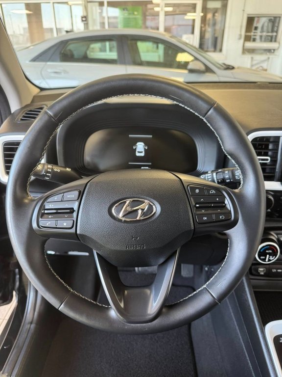 2023 Hyundai Venue Ultimate in Hawkesbury, Ontario - 24 - w1024h768px