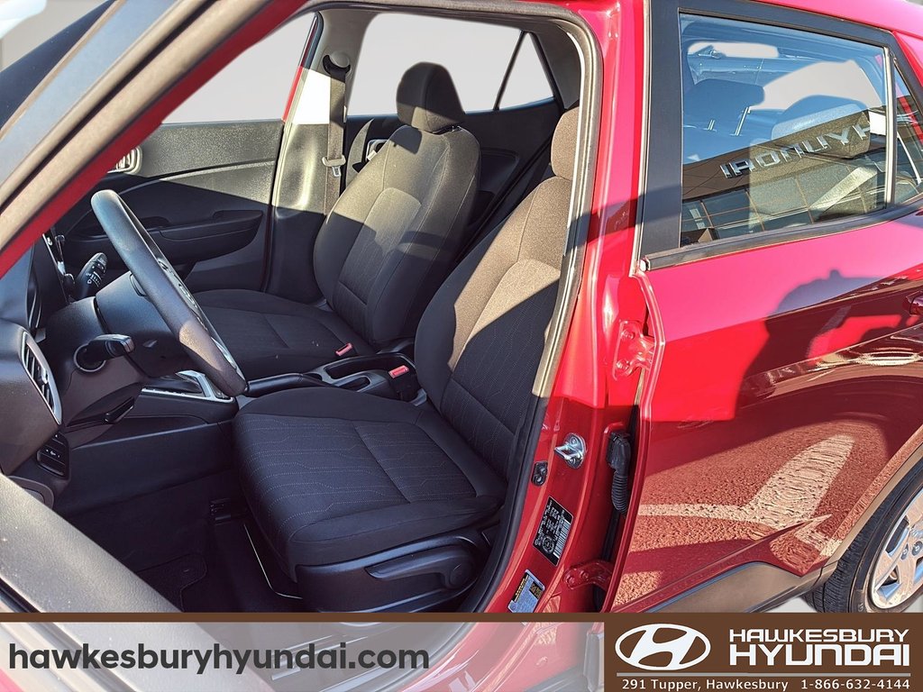 Hyundai Venue Essential 2023 à Hawkesbury, Ontario - 9 - w1024h768px