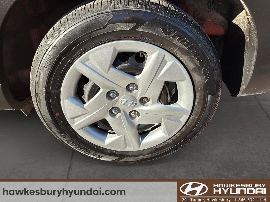 Hyundai Venue Essential 2023 à Hawkesbury, Ontario - 7 - w1024h768px