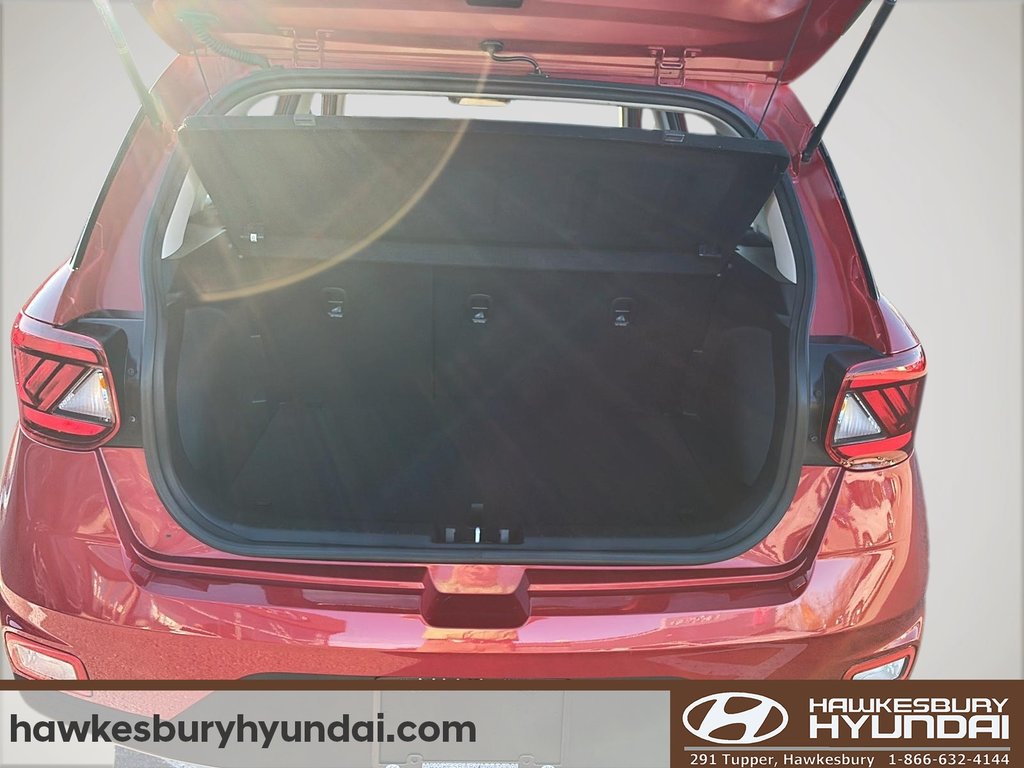 Hyundai Venue Essential 2023 à Hawkesbury, Ontario - 6 - w1024h768px