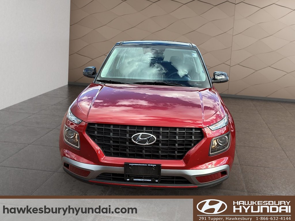 2024 Hyundai Venue Essential in Hawkesbury, Ontario - 2 - w1024h768px