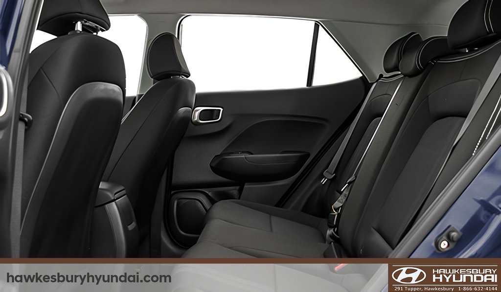 2025 Hyundai Venue Preferred in Hawkesbury, Ontario - 4 - w1024h768px