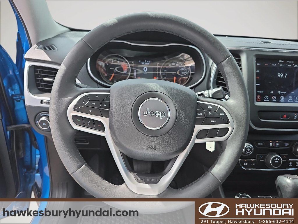 2022 Jeep Cherokee X in Hawkesbury, Ontario - 14 - w1024h768px