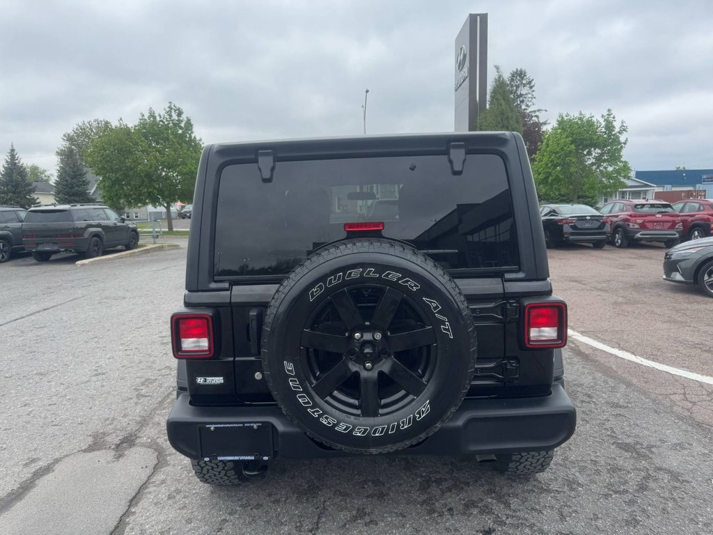 2020 Jeep Wrangler Sport in Hawkesbury, Ontario - 2 - w1024h768px