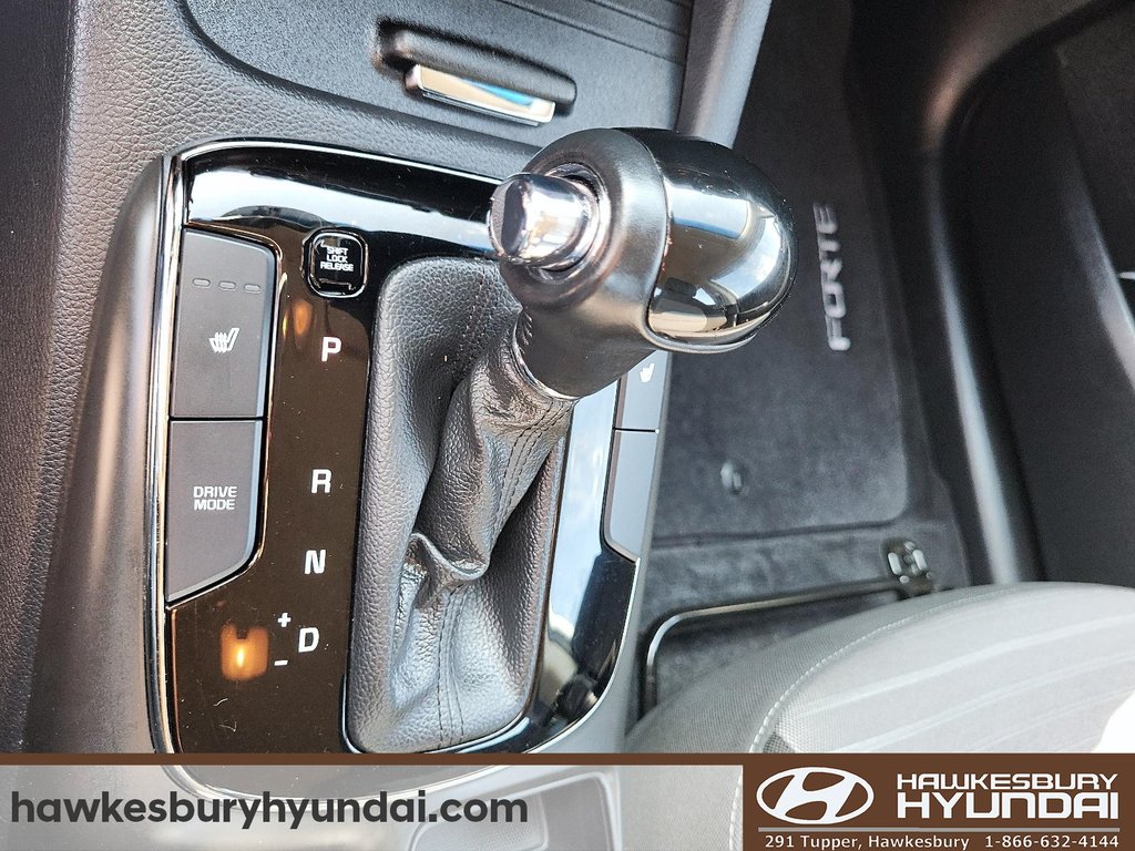 2017 Kia Forte in Hawkesbury, Ontario - 15 - w1024h768px