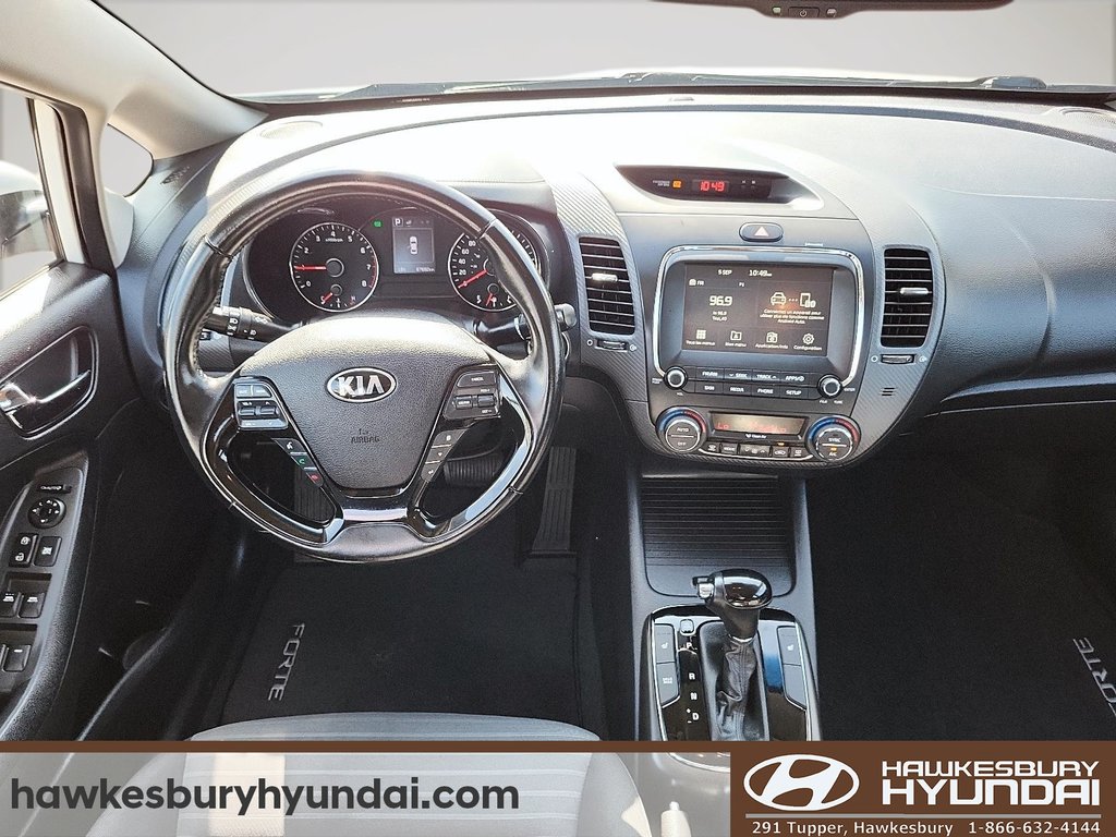 2017 Kia Forte in Hawkesbury, Ontario - 10 - w1024h768px