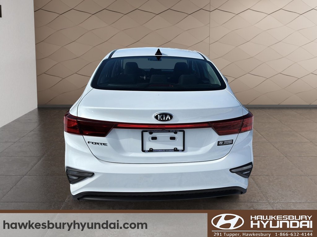 2021 Kia Forte LX in Hawkesbury, Ontario - 3 - w1024h768px