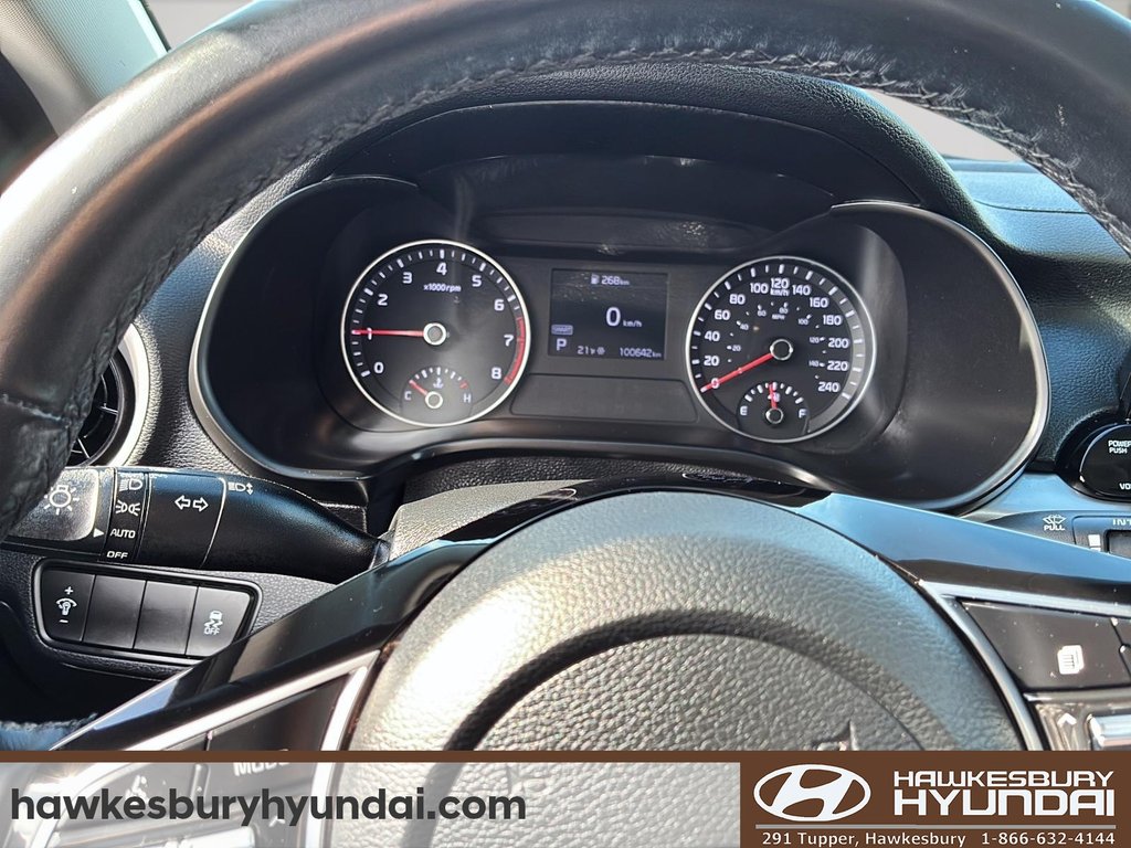 2021 Kia Forte LX in Hawkesbury, Ontario - 14 - w1024h768px