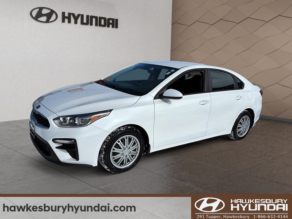 2021 Kia Forte LX in Hawkesbury, Ontario - 1 - w1024h768px