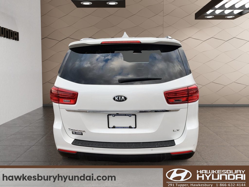 2020 Kia Sedona in Hawkesbury, Ontario - 3 - w1024h768px