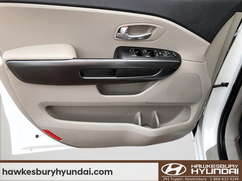 2020 Kia Sedona in Hawkesbury, Ontario - 11 - w1024h768px