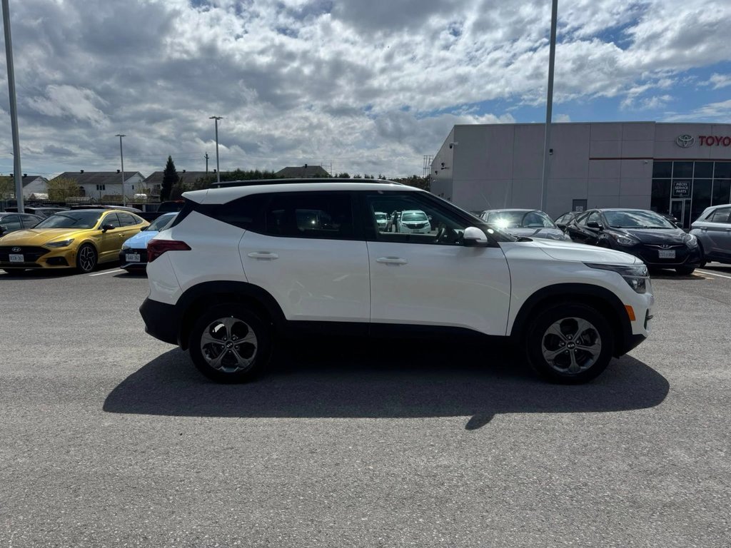 2021 Kia Seltos LX in Hawkesbury, Ontario - 11 - w1024h768px