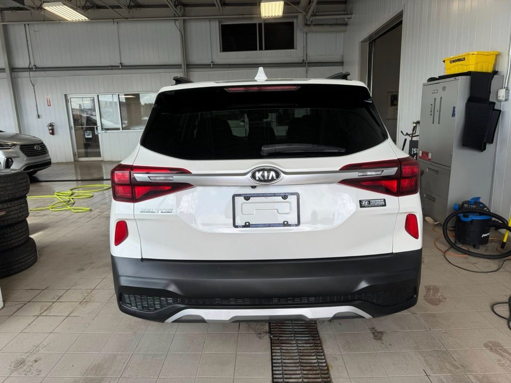 2021 Kia Seltos LX in Hawkesbury, Ontario - 12 - w1024h768px