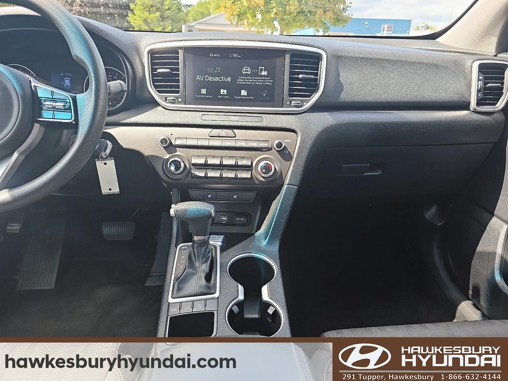 2022 Kia Sportage in Hawkesbury, Ontario - 17 - w1024h768px