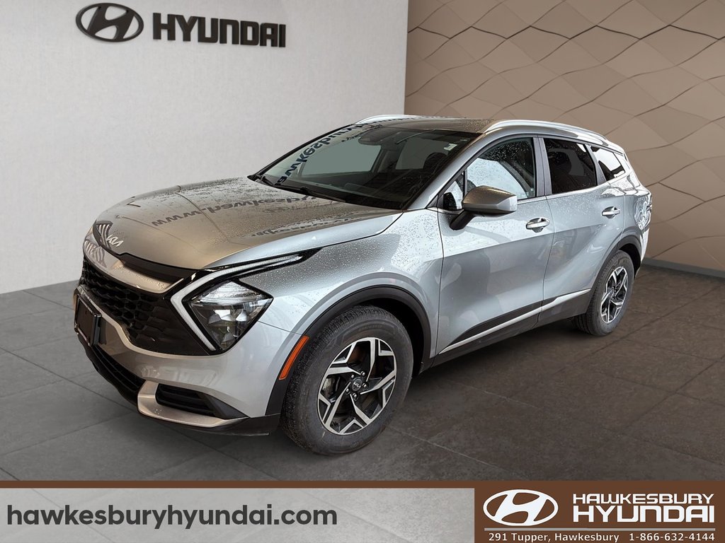 2023 Kia Sportage LX in Hawkesbury, Ontario - 1 - w1024h768px