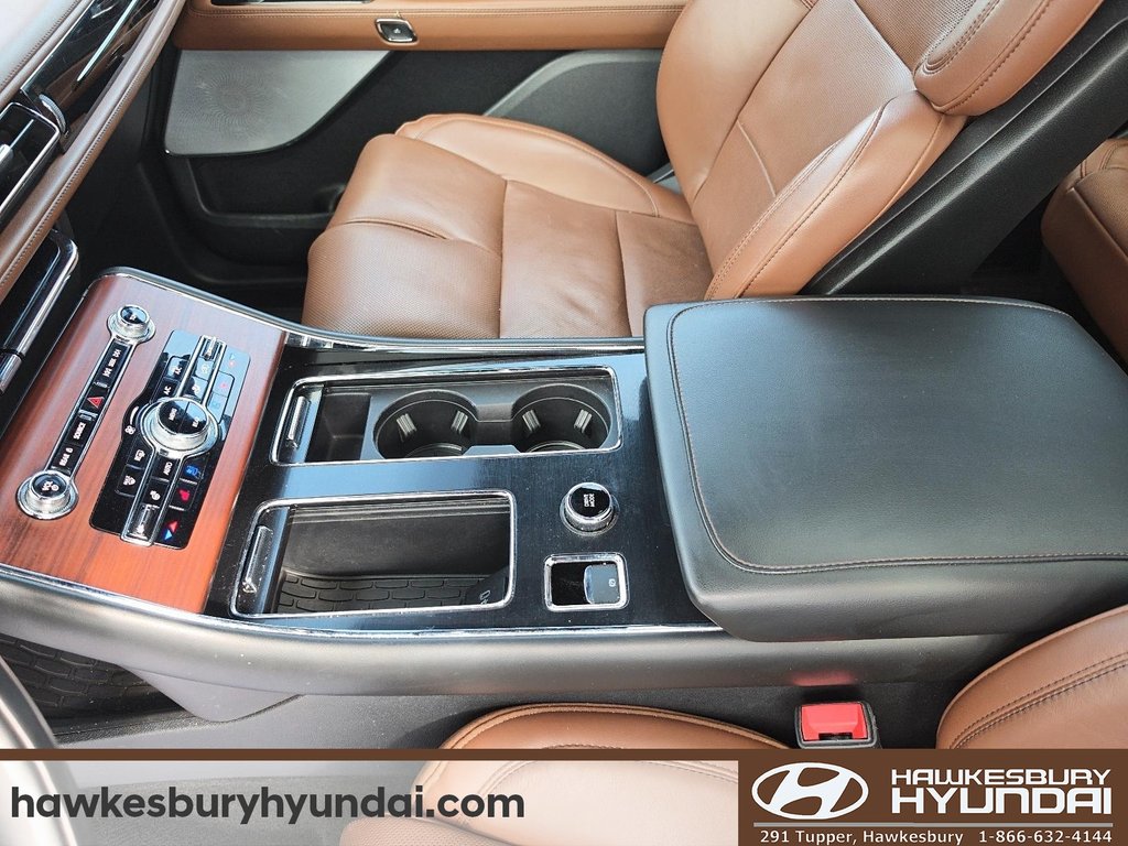 2023 Lincoln Aviator Reserve in Hawkesbury, Ontario - 10 - w1024h768px