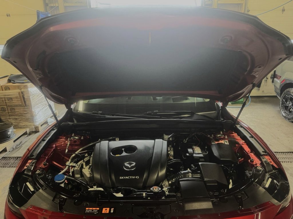 2024 Mazda CX-50 GT in Hawkesbury, Ontario - 7 - w1024h768px