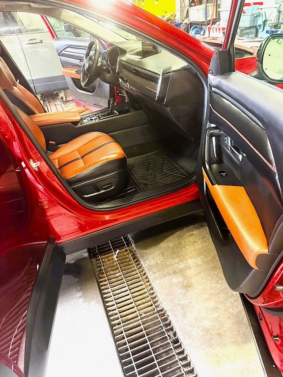 2024 Mazda CX-50 GT in Hawkesbury, Ontario - 15 - w1024h768px