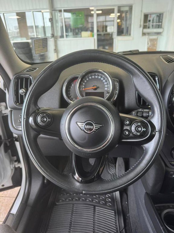 2020 MINI Countryman Cooper in Hawkesbury, Ontario - 35 - w1024h768px