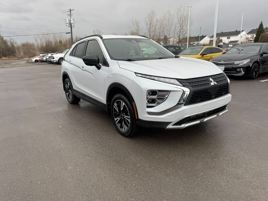 2024 Mitsubishi ECLIPSE CROSS in Hawkesbury, Ontario - 12 - w1024h768px