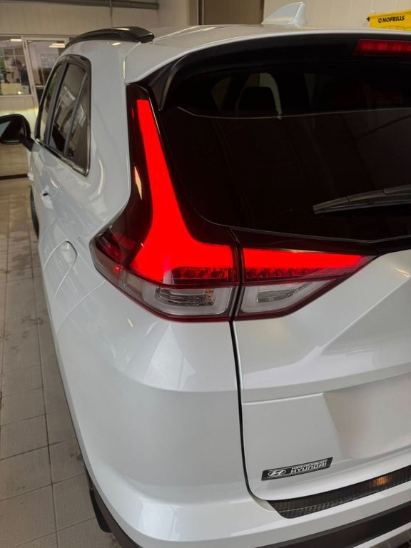 2024 Mitsubishi ECLIPSE CROSS in Hawkesbury, Ontario - 17 - w1024h768px