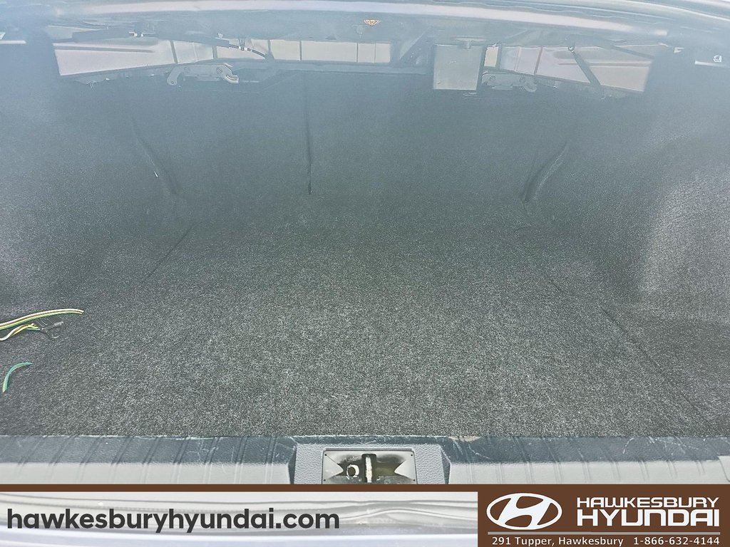 2017 Subaru Legacy 2.5i w/Touring & Tech Pkg in Hawkesbury, Ontario - 8 - w1024h768px