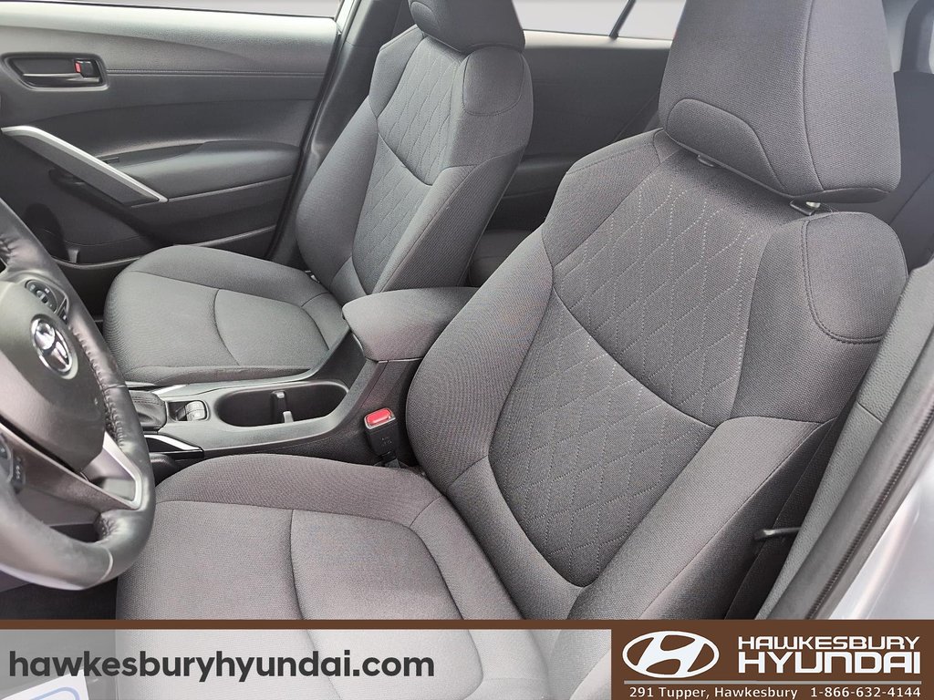 Toyota Corolla Cross LE 2023 à Hawkesbury, Ontario - 9 - w1024h768px
