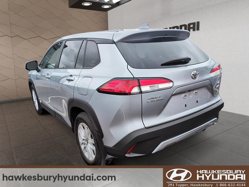 Toyota Corolla Cross LE 2023 à Hawkesbury, Ontario - 4 - w1024h768px