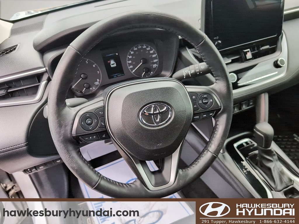 Toyota Corolla Cross LE 2023 à Hawkesbury, Ontario - 12 - w1024h768px