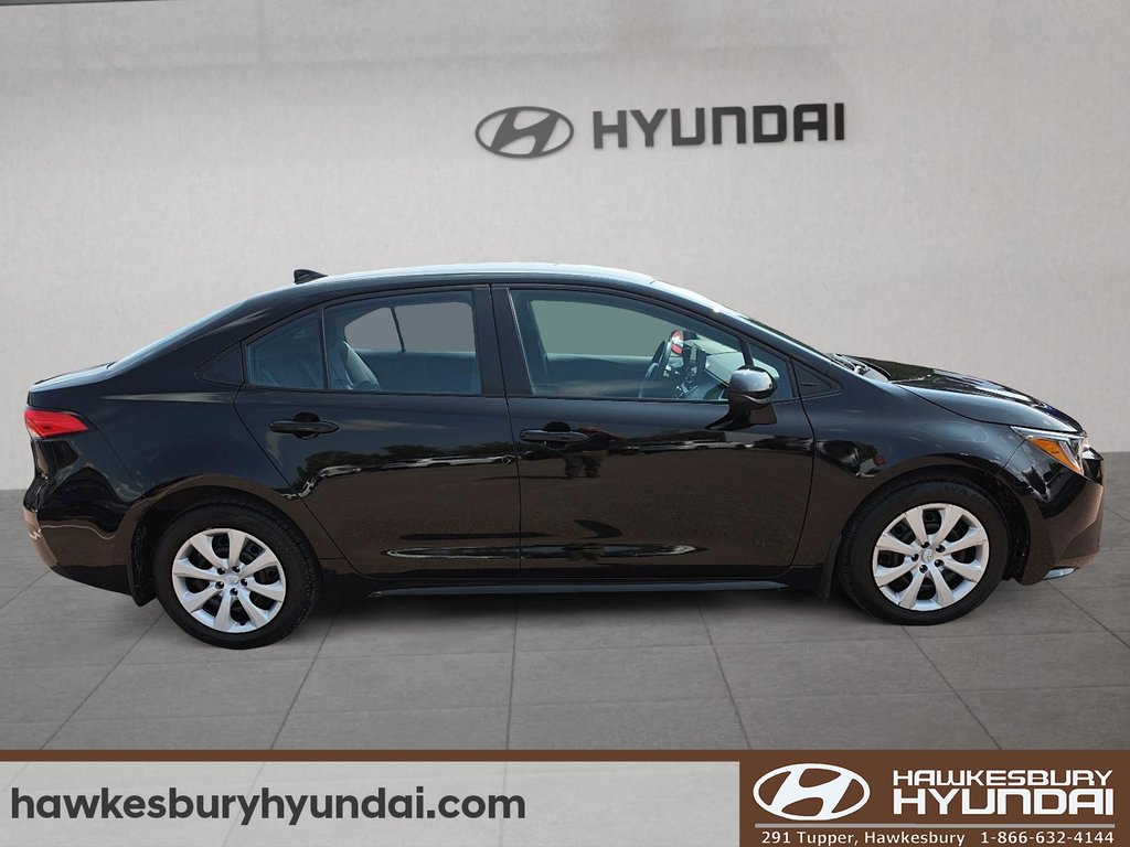 2024 Toyota Corolla LE AUTOMATIQUE in Hawkesbury, Ontario - 4 - w1024h768px