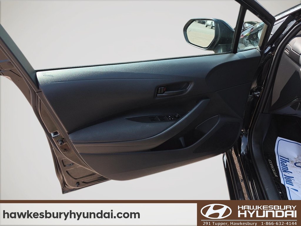 2024 Toyota Corolla LE AUTOMATIQUE in Hawkesbury, Ontario - 14 - w1024h768px