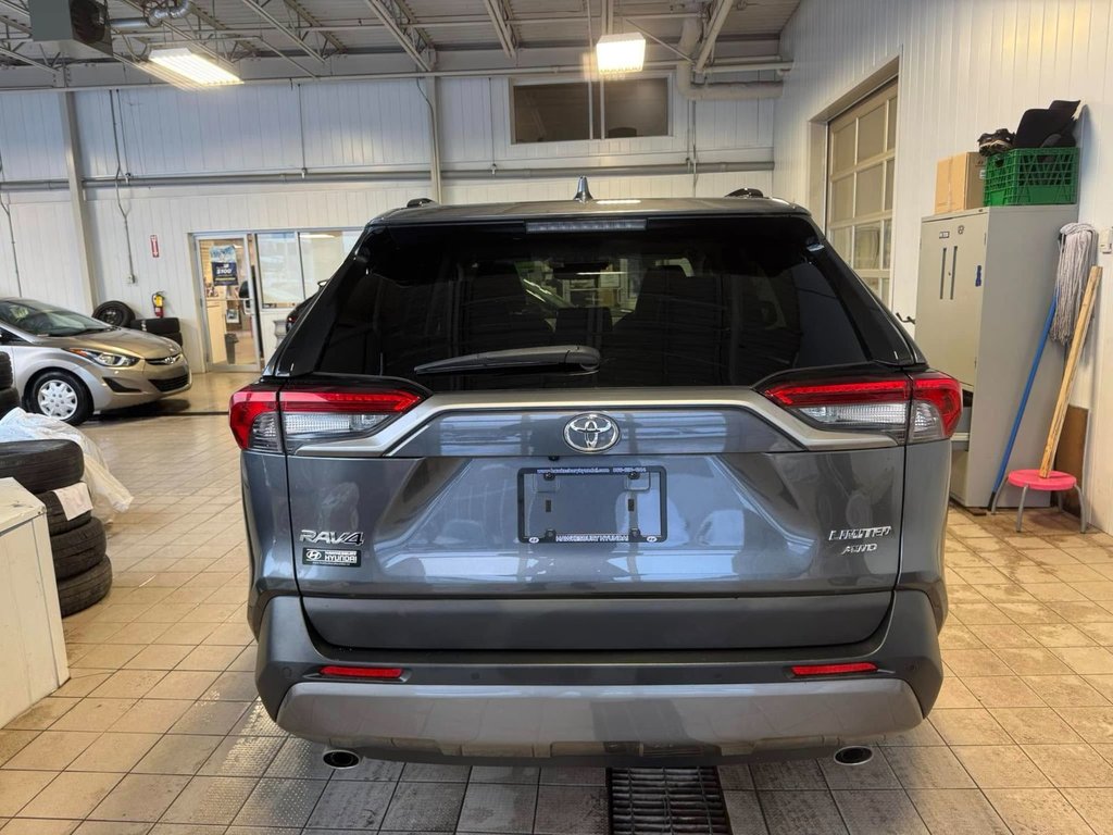 2021 Toyota RAV4 Limited in Hawkesbury, Ontario - 10 - w1024h768px