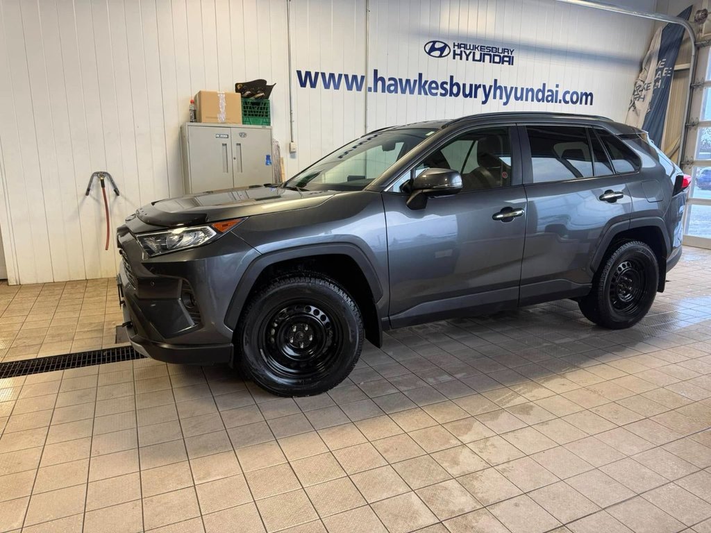 2021 Toyota RAV4 Limited in Hawkesbury, Ontario - 3 - w1024h768px