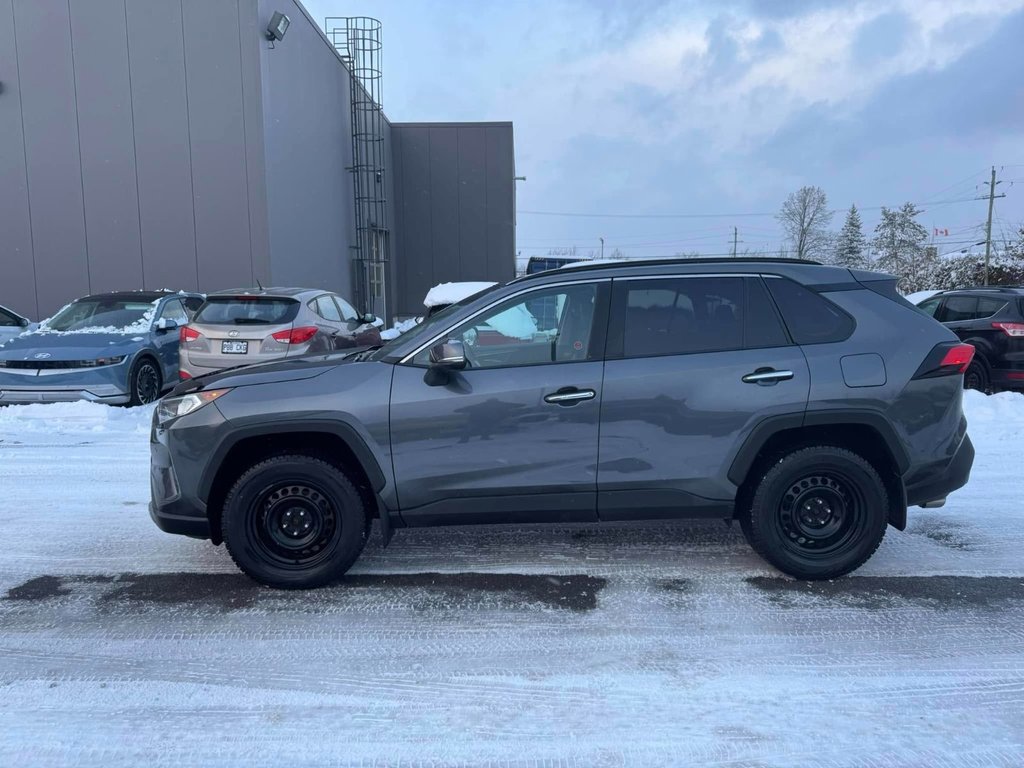 2021 Toyota RAV4 Limited in Hawkesbury, Ontario - 4 - w1024h768px