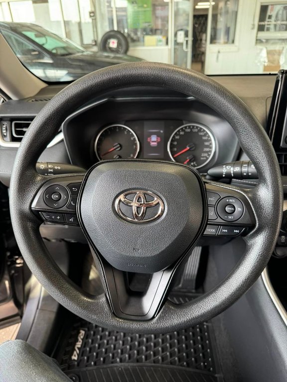 2022  RAV4 LE in Hawkesbury, Ontario - 30 - w1024h768px