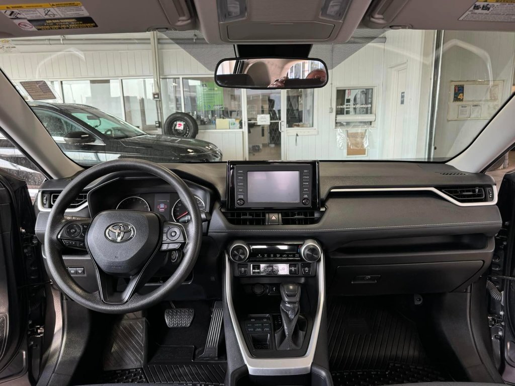 2022  RAV4 LE in Hawkesbury, Ontario - 40 - w1024h768px