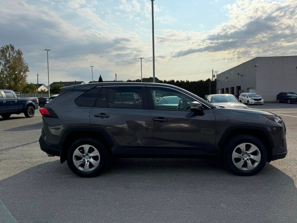 2022  RAV4 LE in Hawkesbury, Ontario - 7 - w1024h768px